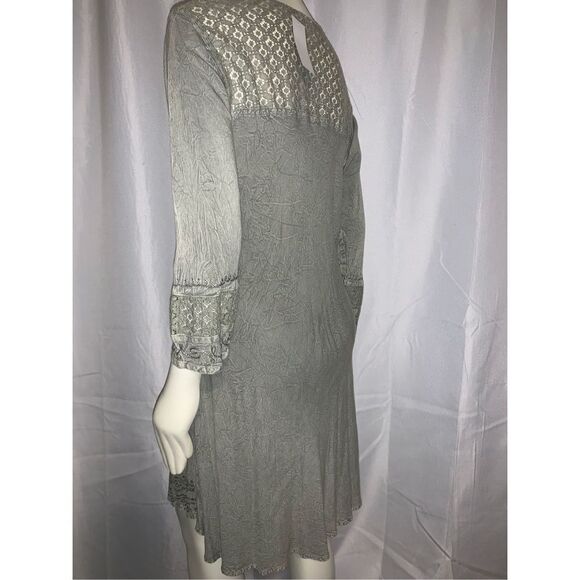 NWT VENUS IMPORTS EMBROIDERED SAGE GREEN RAYON DRESS S/M - Picture 6 of 10
